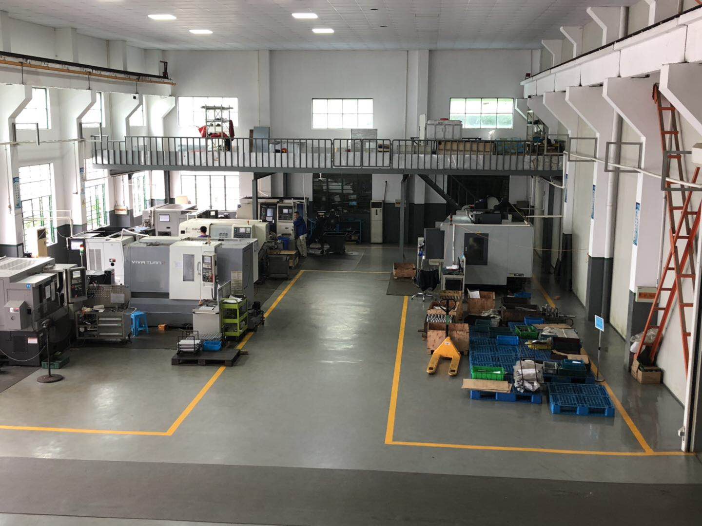 workshop-equipment03